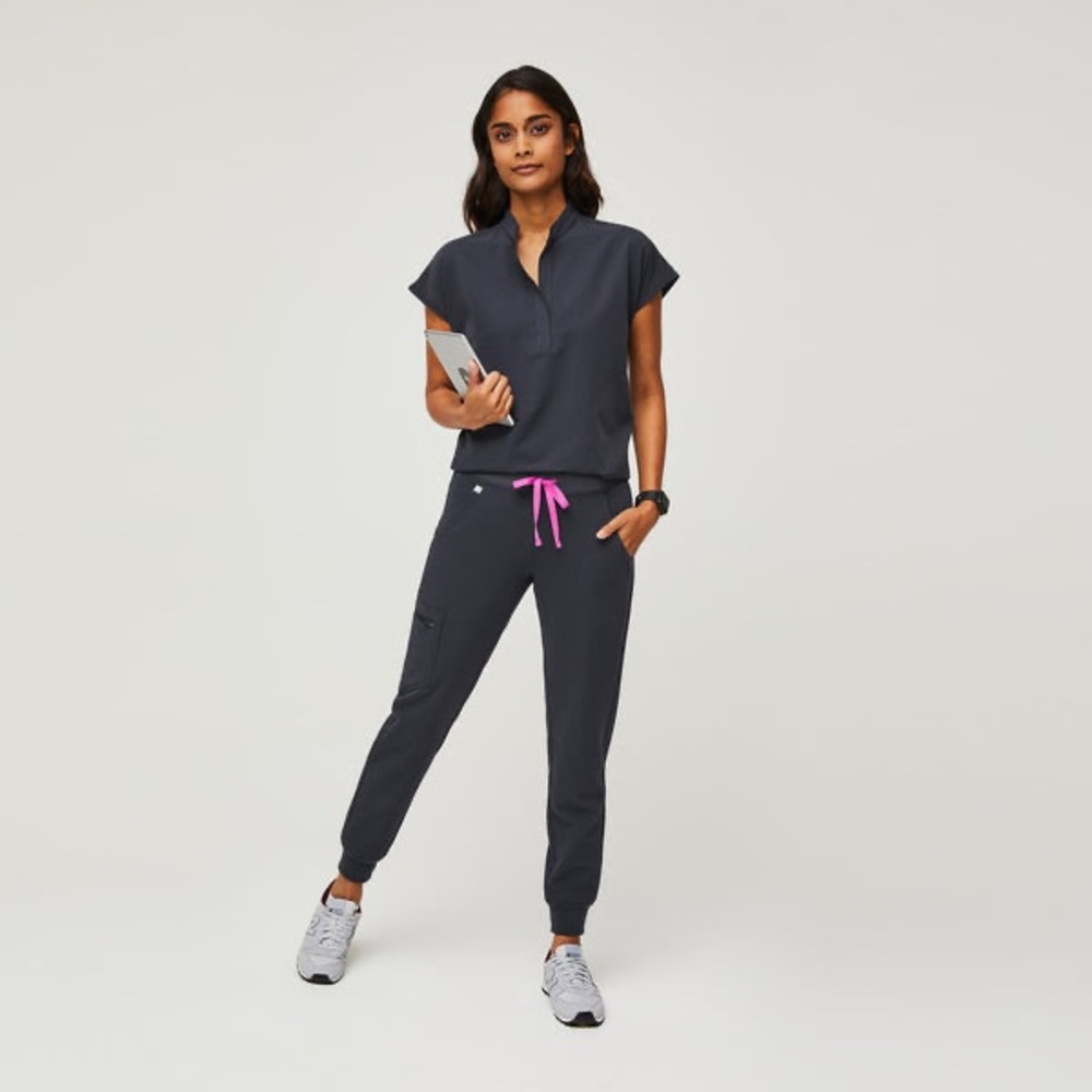 FIGS Night Sky Rafaela Top + Highwaisted Joggers